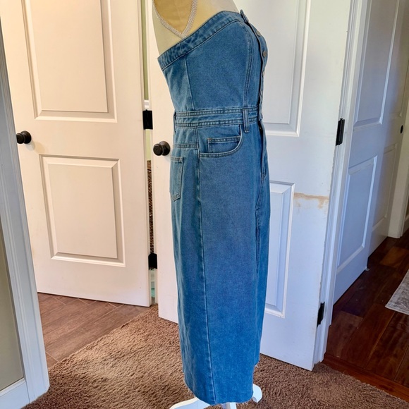 Sincerely Jules Denim Strapless Midi Dress Back Slit Size Medium NWT - Picture 5 of 13